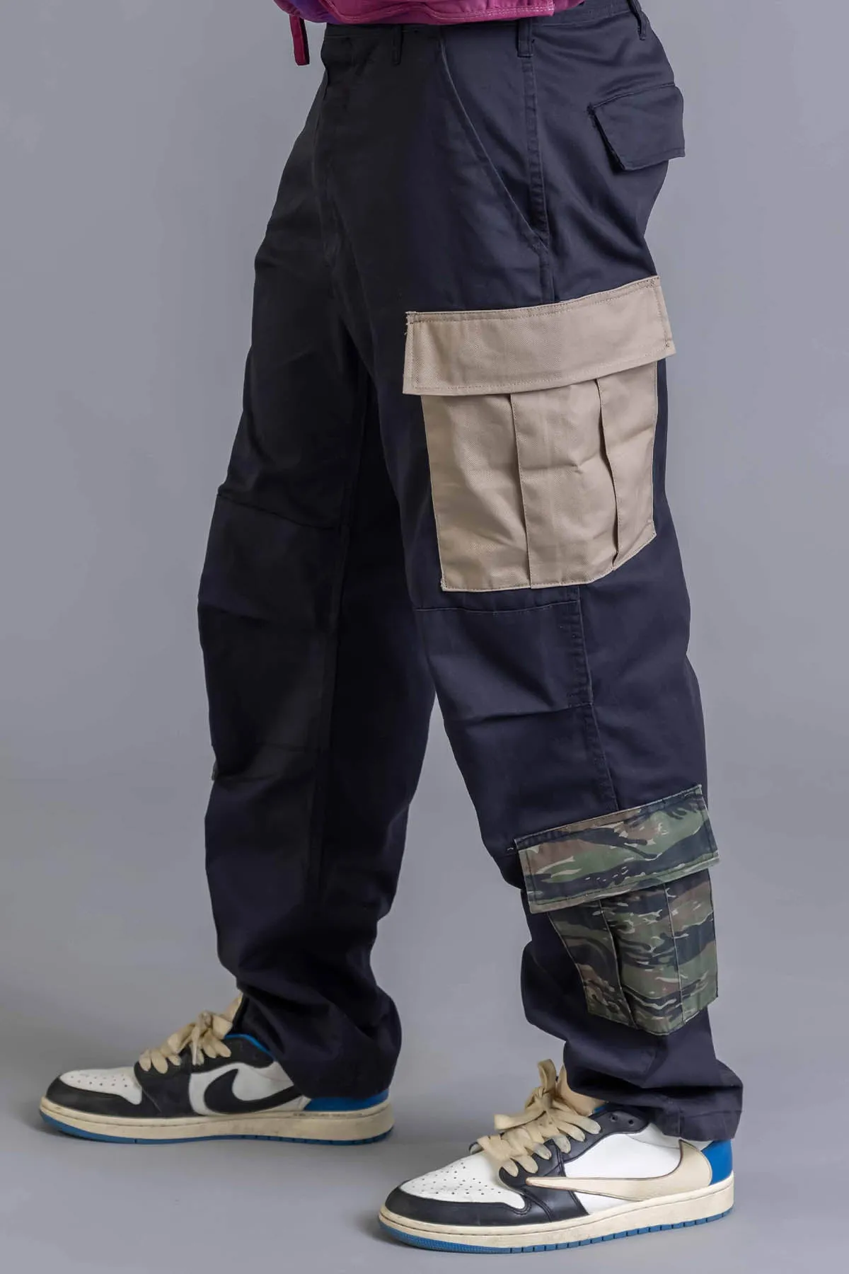 GUYS BLACK PATCHWORK SAND COMBAT PANT